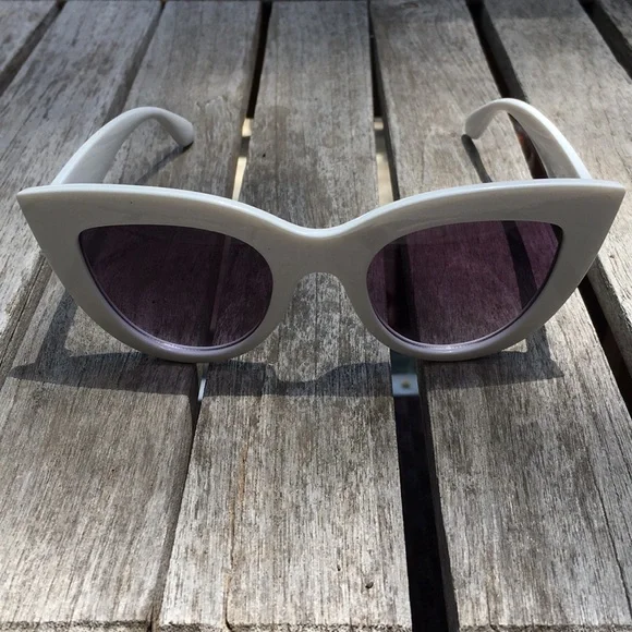 🎊Host Pick!🎊New! Cat Eye Sunglasses - Picture 8 of 8